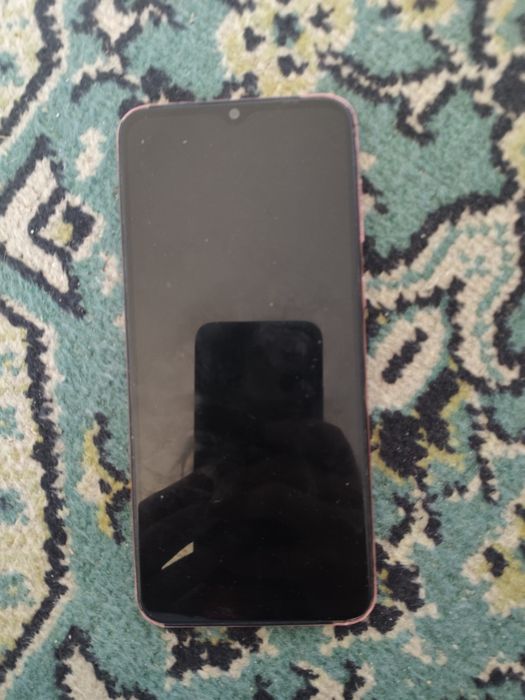 1-Realmi note 70. 2-Самсунг А03 core.
