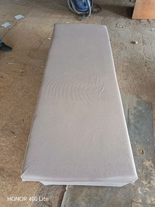 Срочно продаю раскладной диван