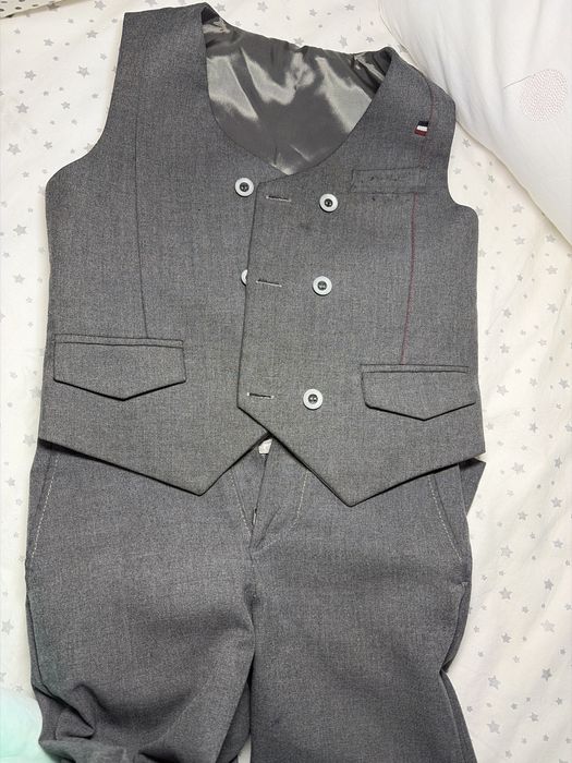 Продам серую форму для мальчика