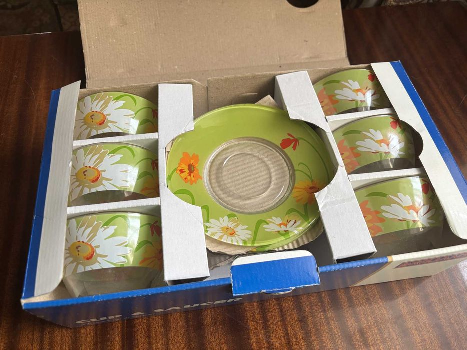 Чайные сервизы, наборы