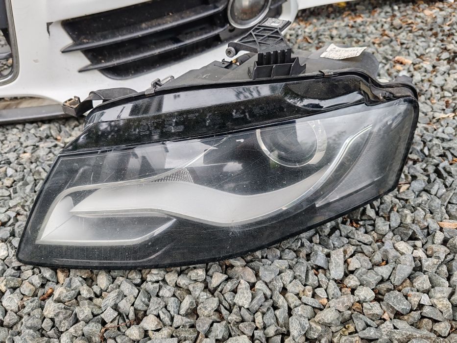 Far bixenon led audi A4 b8 1000lei buc