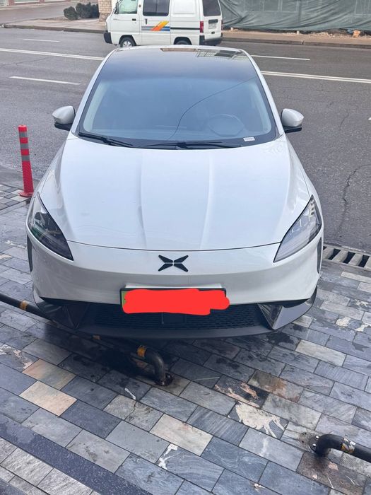 Electromobil Xpeng g3 460i yurgan prabeg 96.000