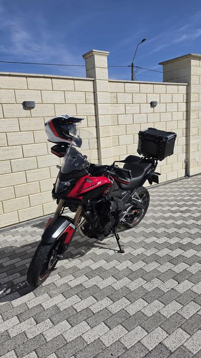 Motocicleta Honda CB500X 2023