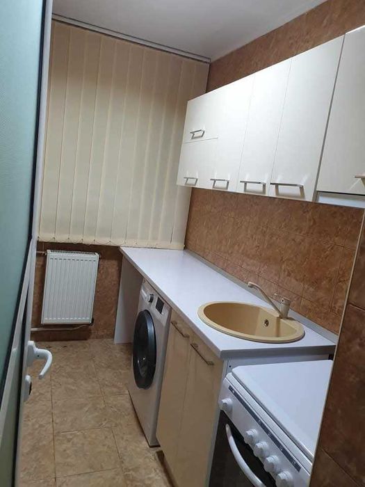 Inchiriez apartament 2 camere