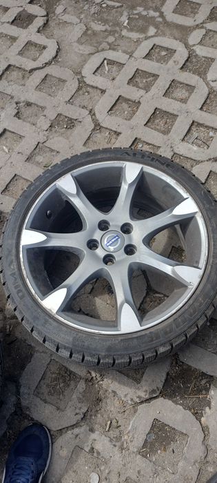 Джанти за Волво 18 с гуми