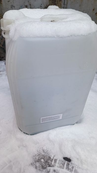 Канистры 10  литровые