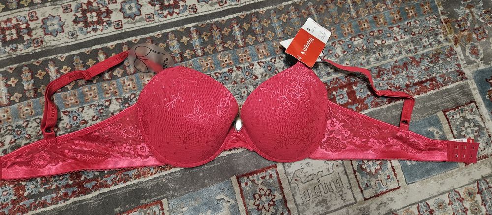 Бюстгальтер Triumph, 75 B, Push Up