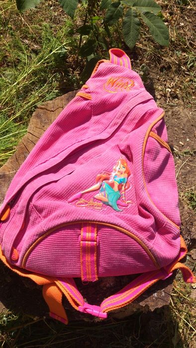 Детска раница за училище "Дисни" за момиче.
