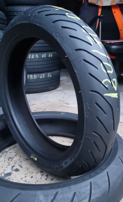 Anvelopa Moto Scooter Michelin 120/70 R15 impecabilă DOT3222