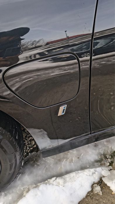 BMW 330e 2017 Plug-In Hybrid