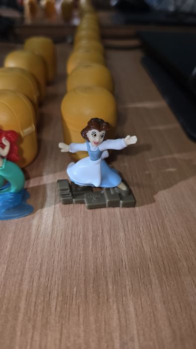 Принцессы киндер