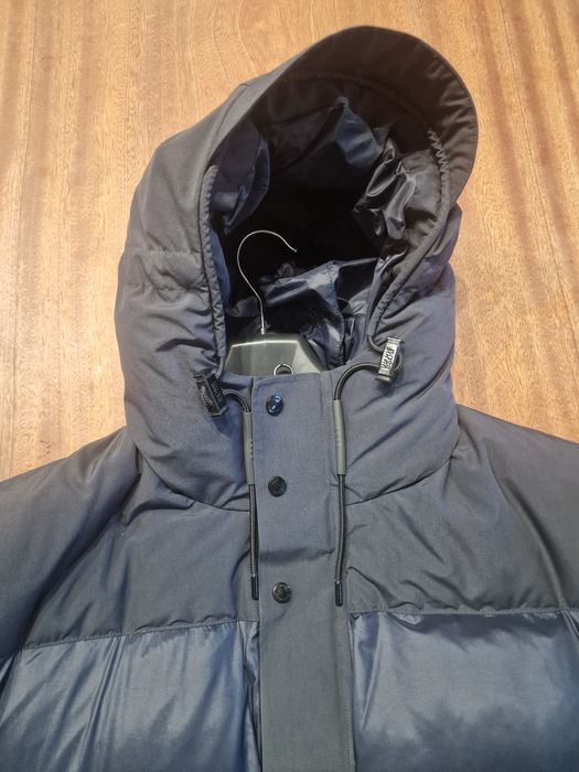 НАМАЛЕНО!!! Тъмно синьо пухено яке BOSS