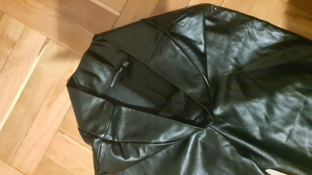 Pantaloni largi negri luciosi, gen piele, 36, S/ M