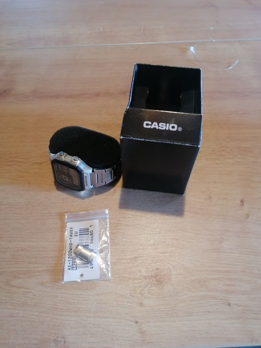 Ceas Casio argintiu