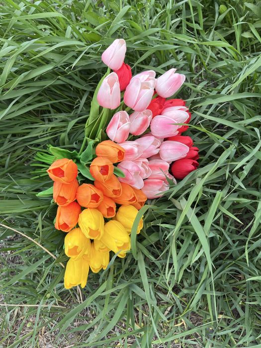 Искусственные тюльпаны