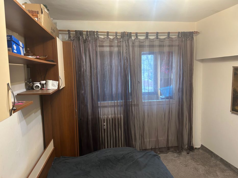 Apartament 3 camere decomandate CRAIOVA