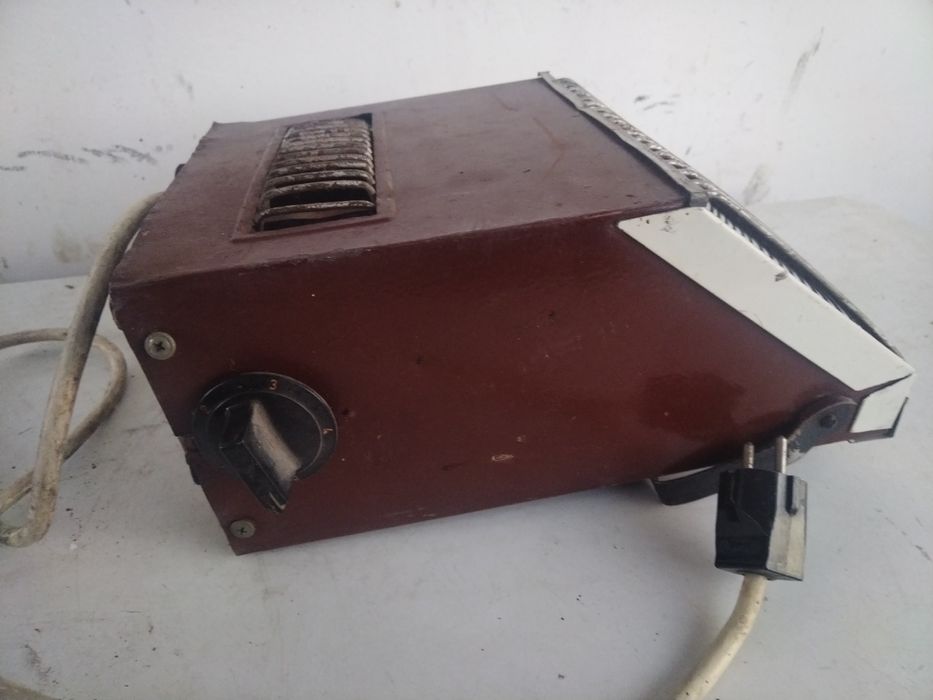 Печка Ел. Вентилаторна за отопление керамични реотан
Идеален за отопле