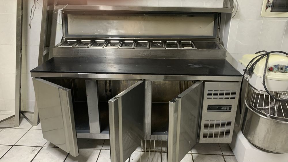 Продам стол холодильник