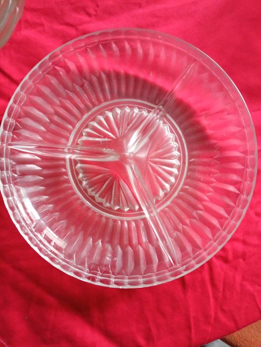 Малки чинийки за ядки или салата