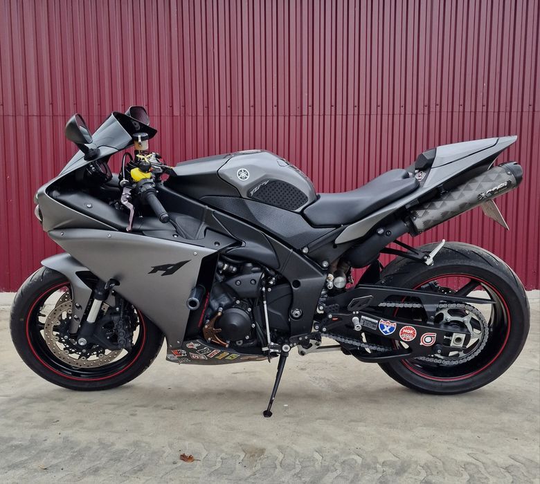 Yamaha R1 rn22 ultimul model de big bang