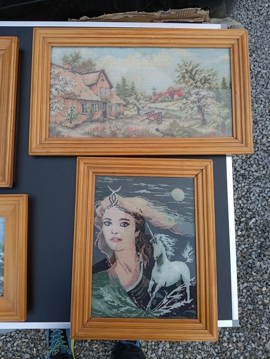 Tablouri goblen cusut manual