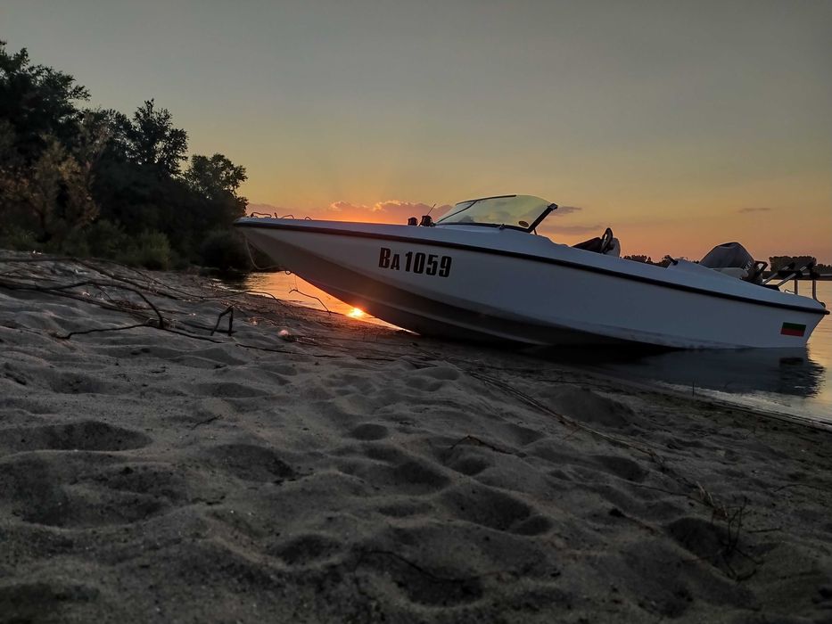 Лодка с двигател и колесар/Cranchi Rally/Mariner 80h.p/TEMARED