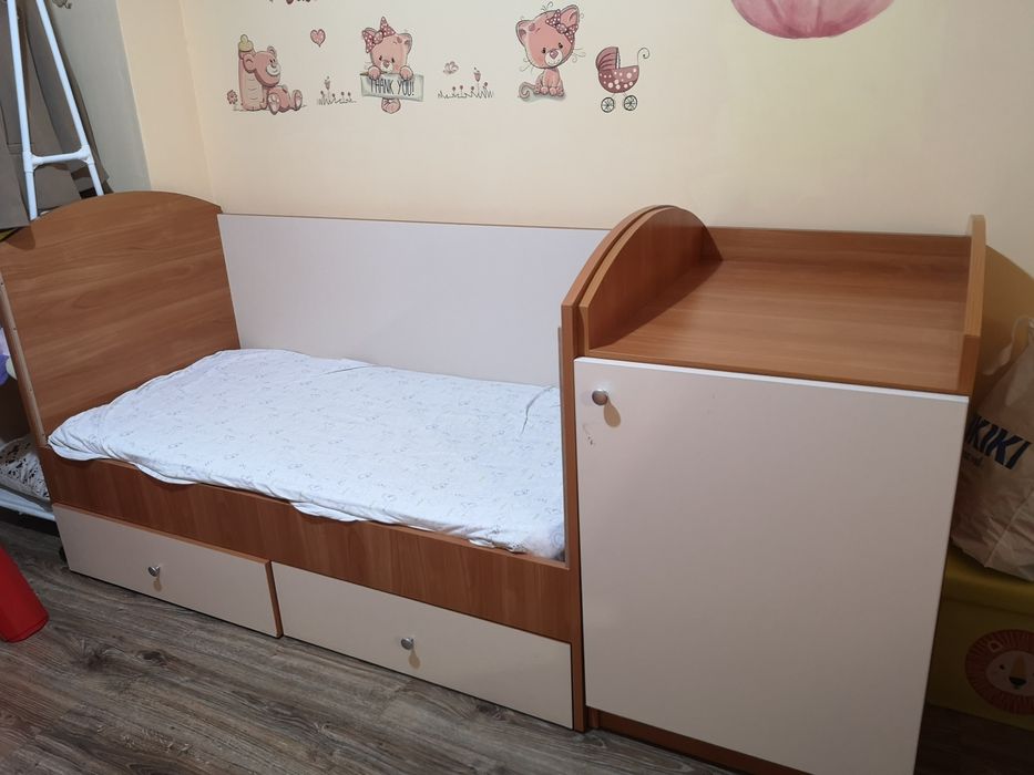 Детско дървено легло с предпазен борд (2-6 години) + шкаф
