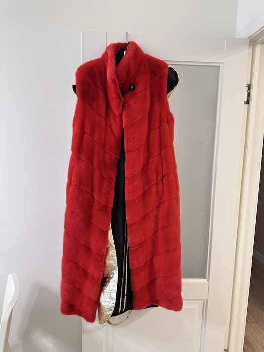 Длинная Норковая шуба в идеальном состоянии. Состояние нового. Продам