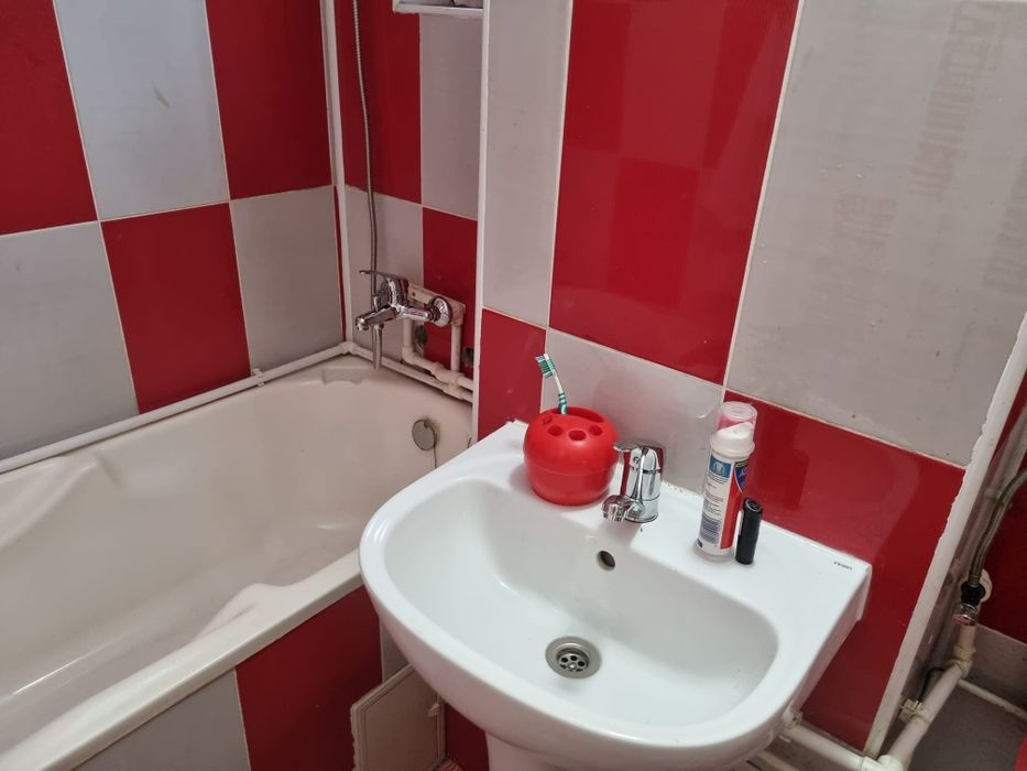 Apartament 2 camere  de vinzare