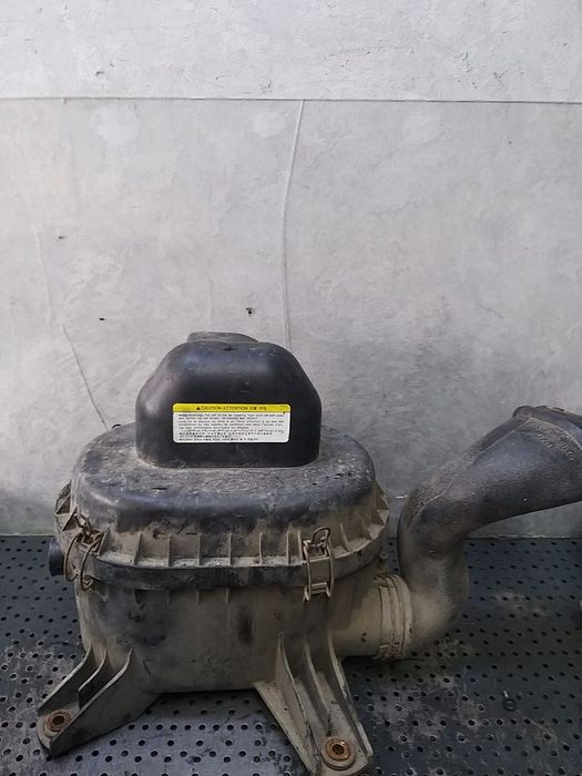 Carcasa filtru aer 2.5 crdi hyundai h-1 281104a600