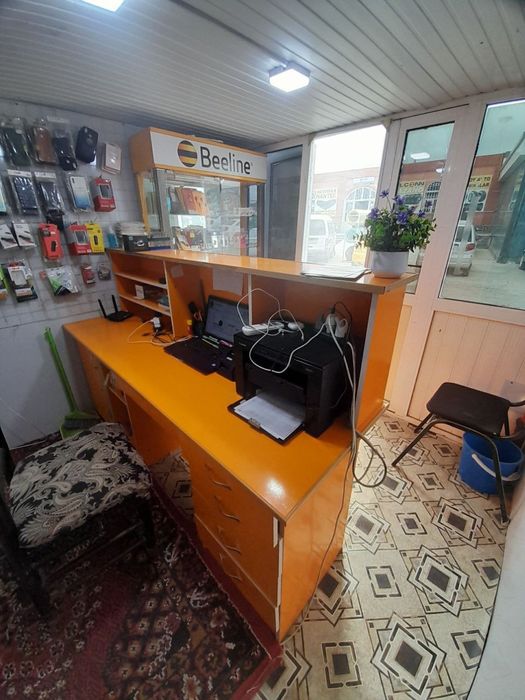 Пайнет сотилади. Ичидаги жихозлари билан