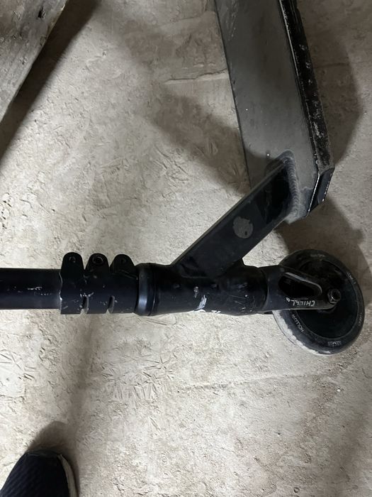 Трюковой самокат от CHILLI