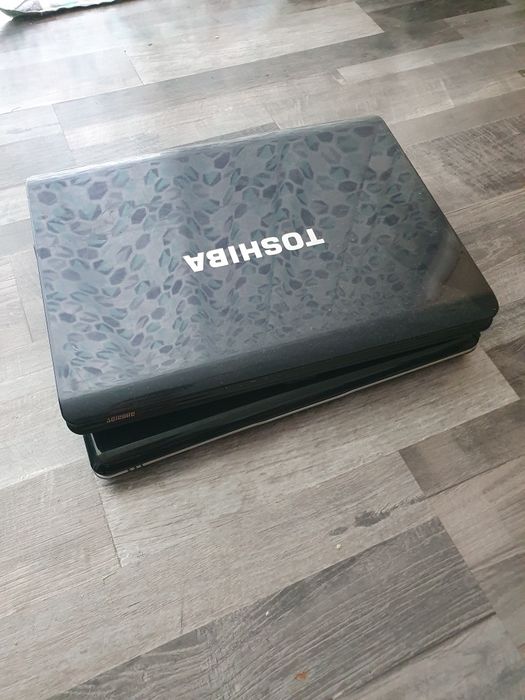 Lot de doua laptop-uri