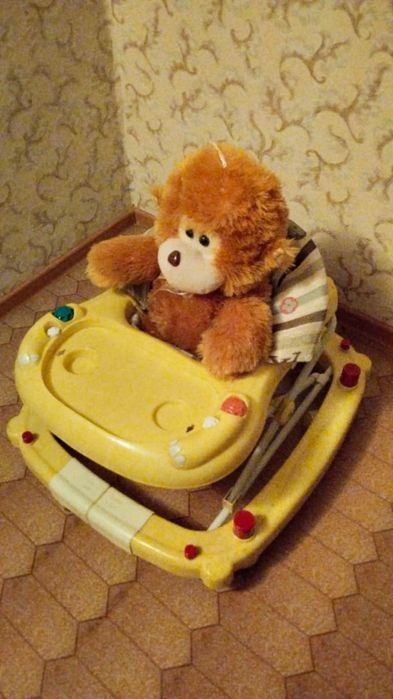 Продам кровать манеж