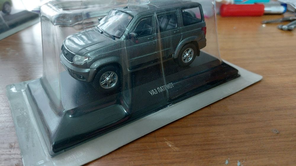 Продам коллекционные модели автомобилей