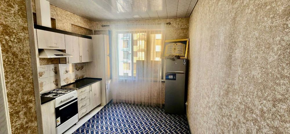 Bezmakler kvartira Novza metro yaqinida