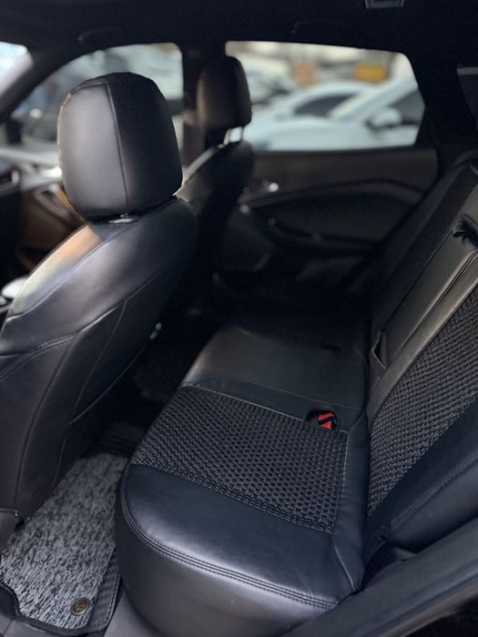 Tracker 2 Premier 2023