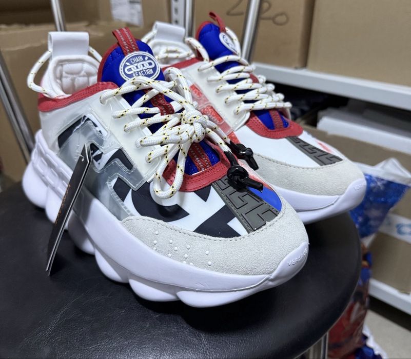 vand versace chain reaction white multicolor. Orice marime in stoc
