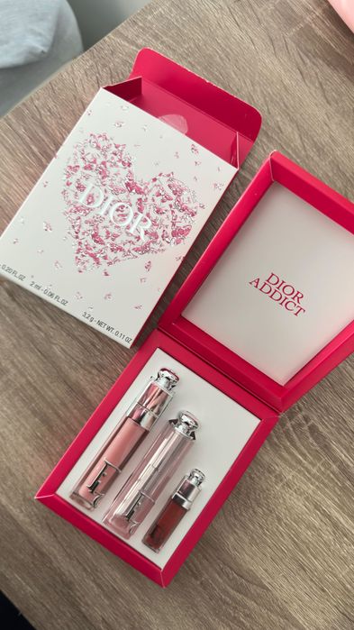 Set de buze Dior