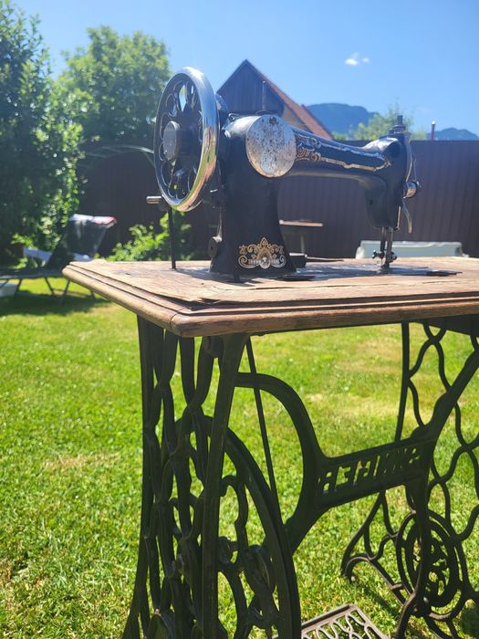 Mașină de cusut Singer serie 1847457,anul 1875