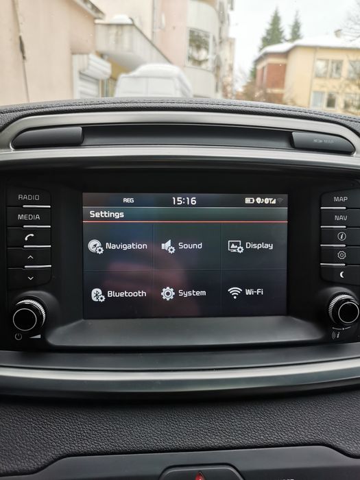 Мултимедията Навигация за Кия Соренто