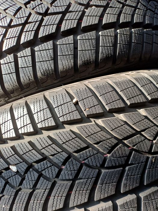 Гуми 245/45/20 Гудиар