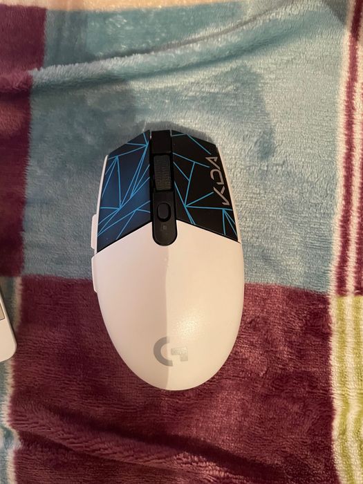 Ноутбук сатылады