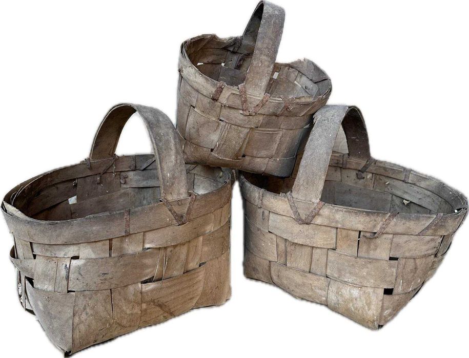 Автентична дървена кошница - изплетена от клони