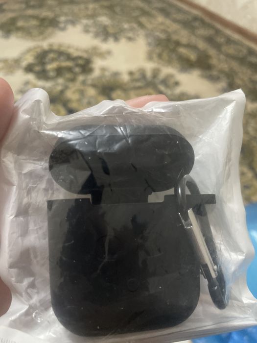 Продам чехол для айфон новыйй