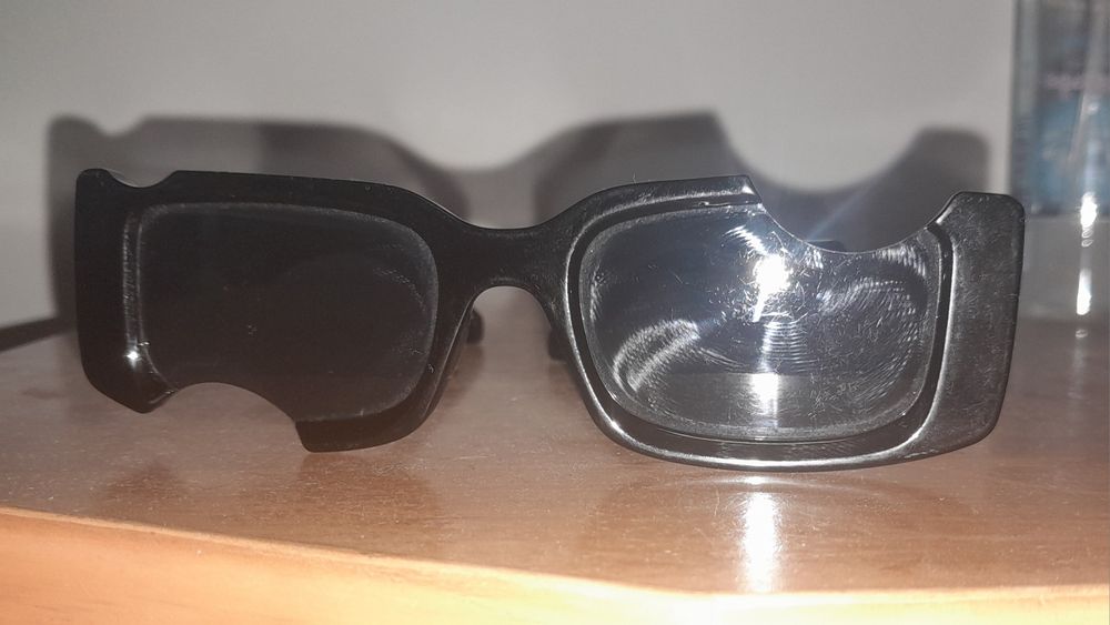 Ochelari    de   soare