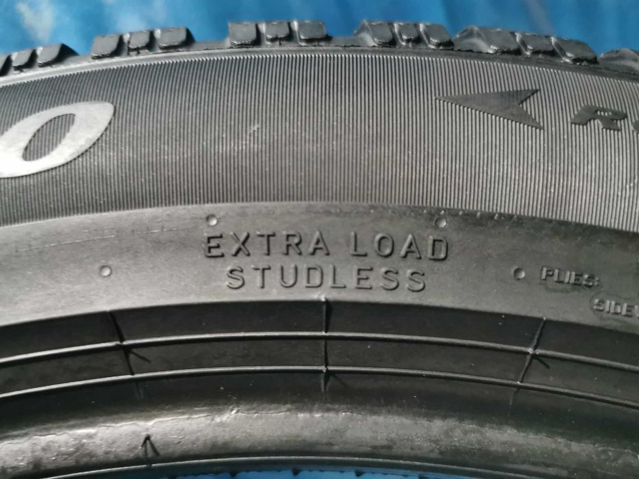 255/45 R20 - pirelli m+s 4 bucati
