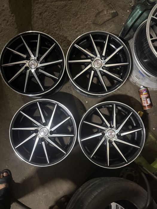 4/100 R16  3 вариант есть