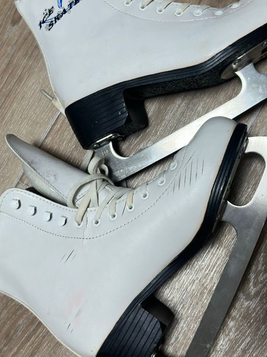 Коньки ice skates