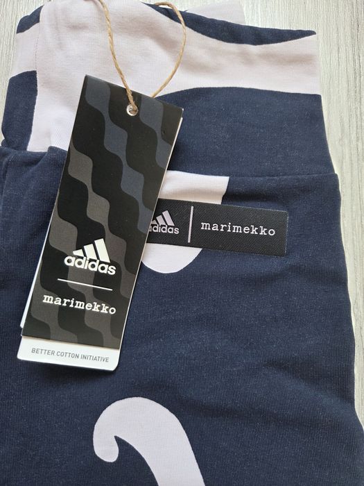 Дамски клин Adidas / Marimekko  xs  / къс